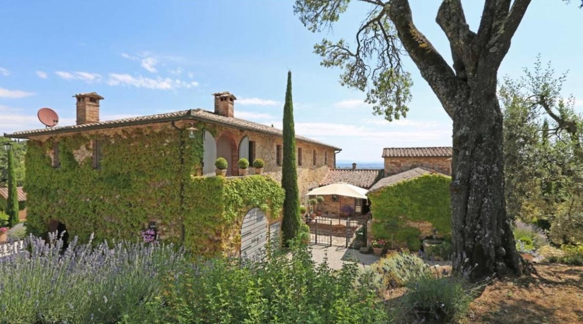 Abbadia Wine Relais Bed & Breakfast Montefollonico Luaran gambar